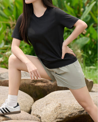 Quần Short Nữ Xếp Ly Co Giãn